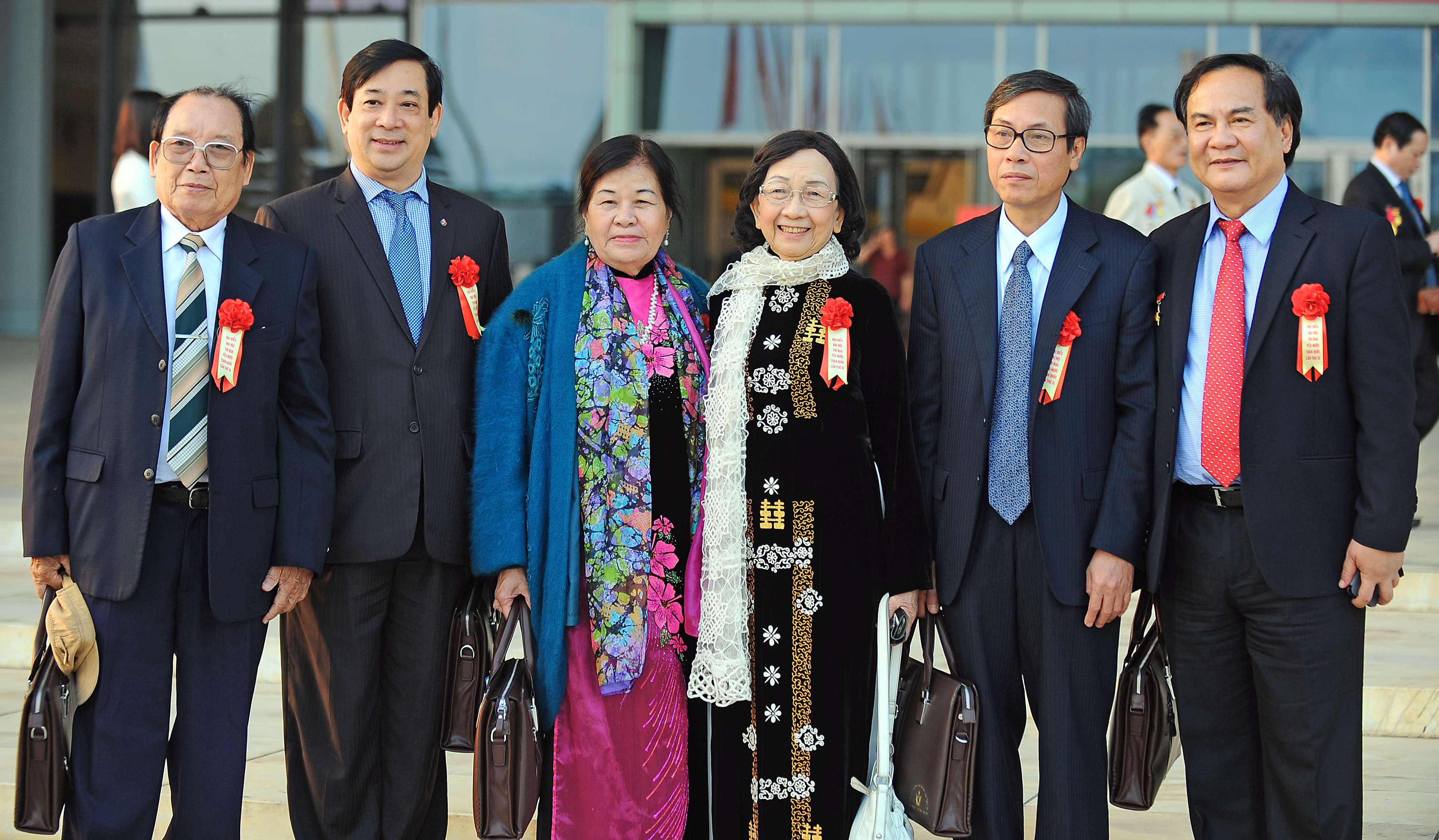 Doctor - Pharmacist Nguyen Thi Ngoc Tram Honorably Participated In The Residium Of The 9th National Patriotic Emulation Congress